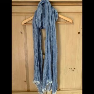 GAP Scarf
